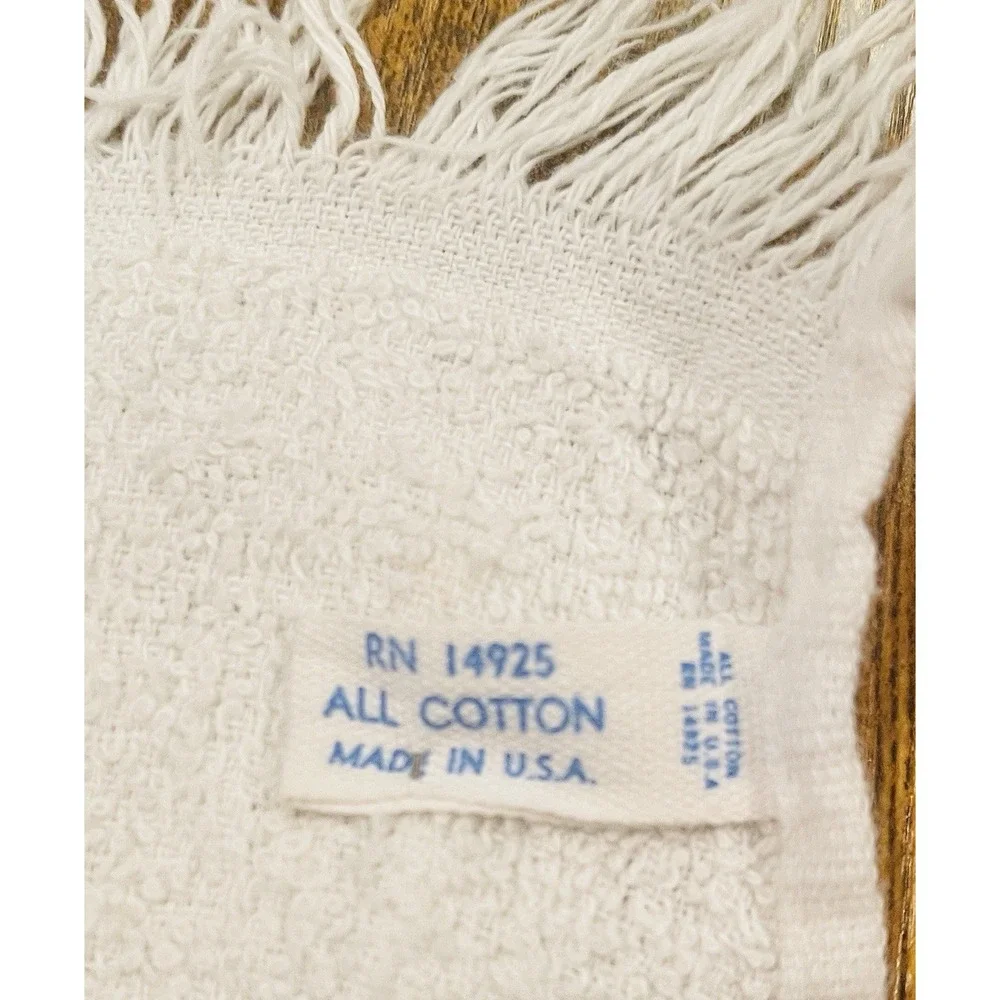Vintage 70s Cannon‎ Hand Towel Purple Flowers